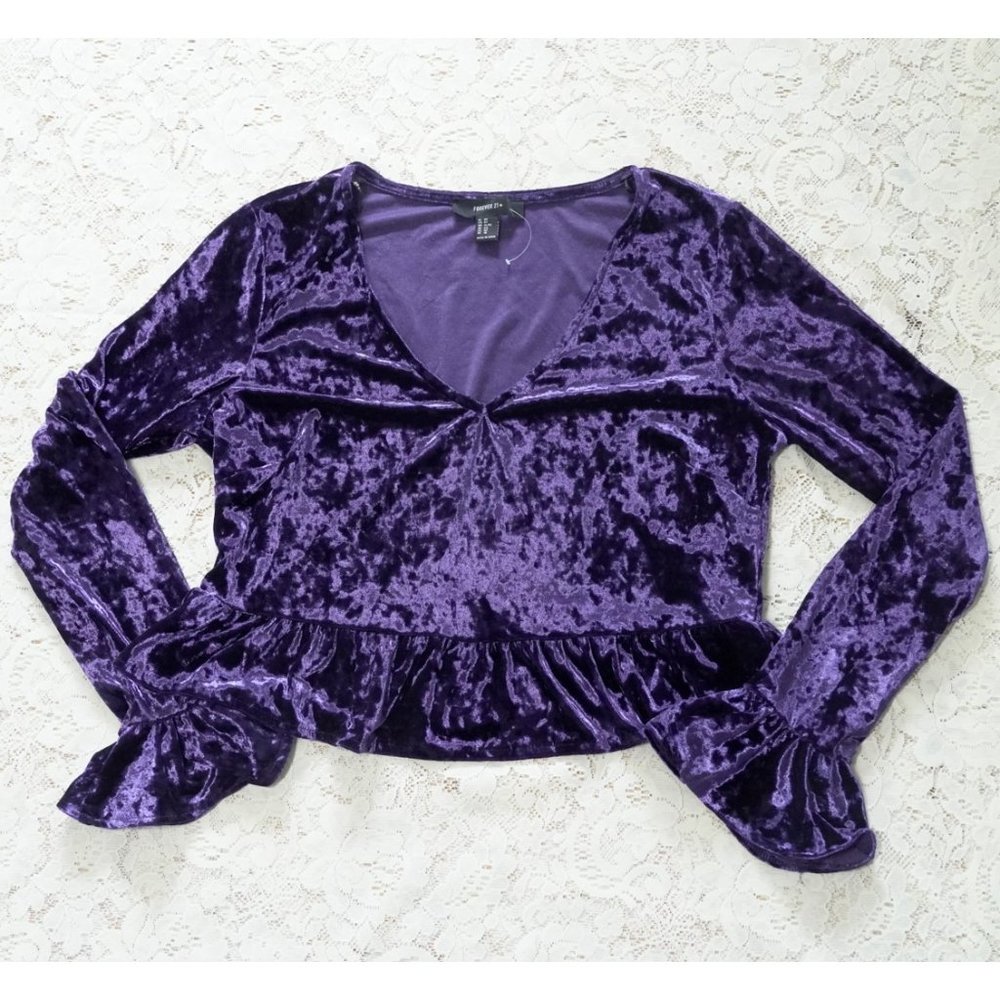NWOT F21 Plus 0X Puple Velvet Peplum Crop Top